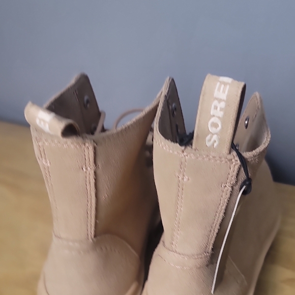 Sorel Hi-Line Lace Rock Style Beige Tan Waterproof Combat Boot - Picture 5 of 10